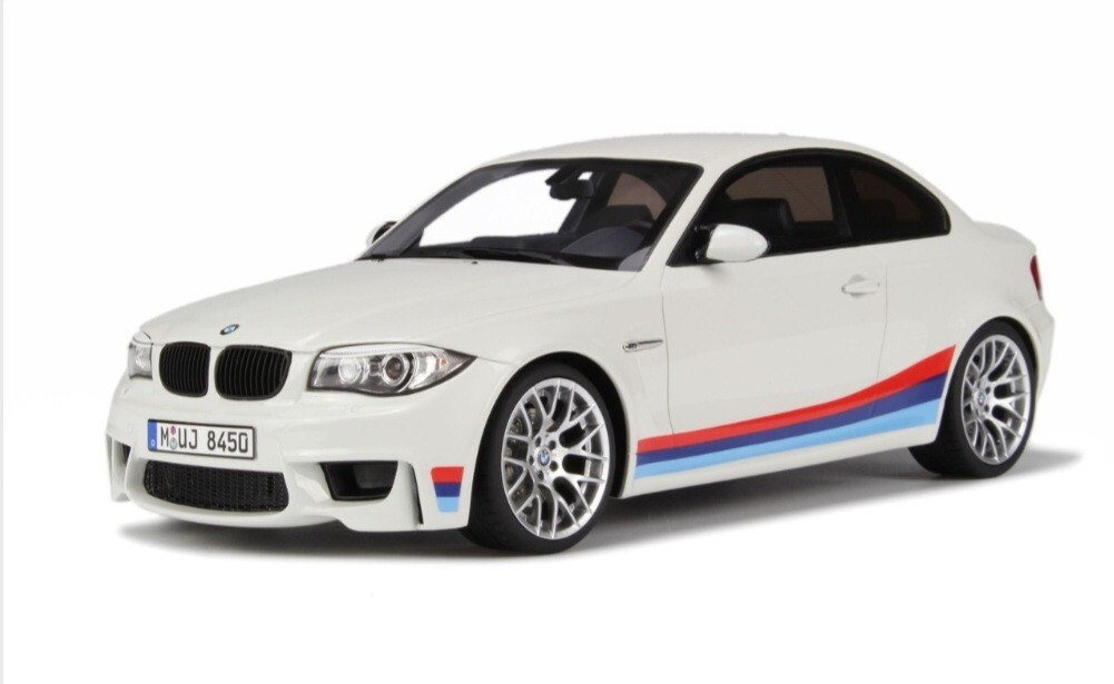 GT Spirit BMW 1シリーズ ミニカー 1/18 WOW BMW 1M E82 2011 White Pack Performance 1:18 GT SPIRIT GT703