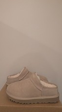 Ugg Australia Women s Classic Slipper Size 7 NIB
