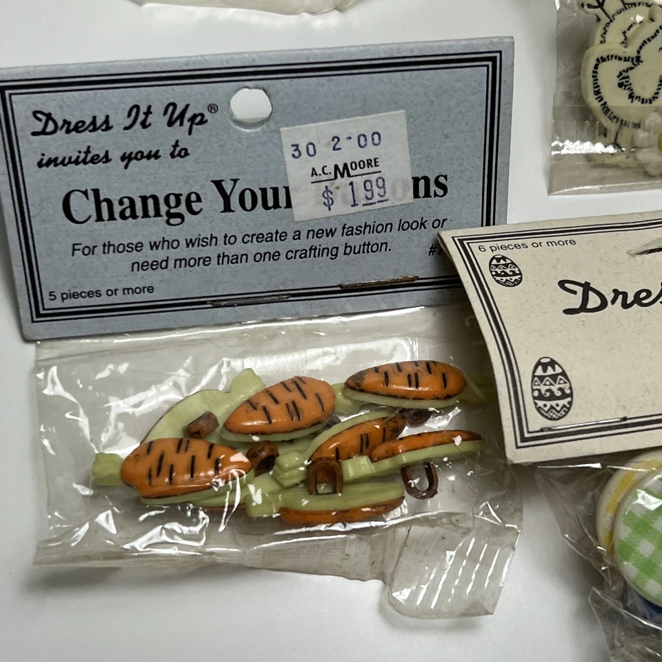 Vintage NEW Easter Buttons Dress It UP Bunny Carrot Chick Flower Basket lot - Image 2 of 4