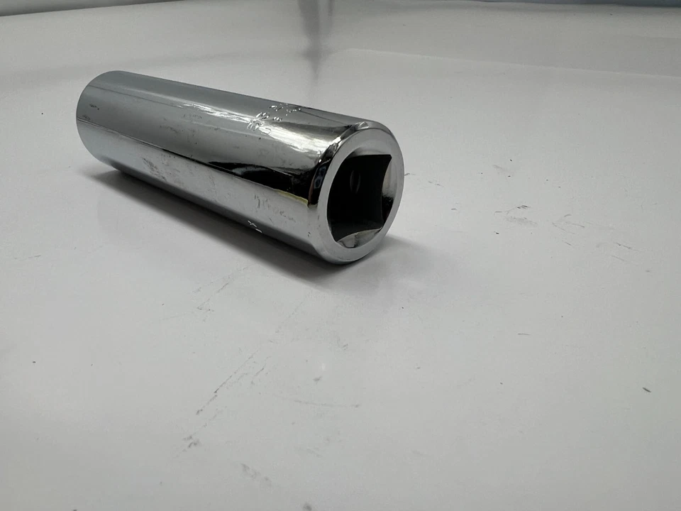 PROTO OEM 5322H 11/16" x 6 point Deep 1/2 inch Drive Socket Steel, Chrome - Image 3 of 4