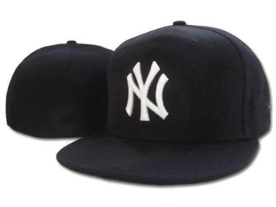 NEW 2025 New York Fitted hat, Black with White Logo , Different sizes