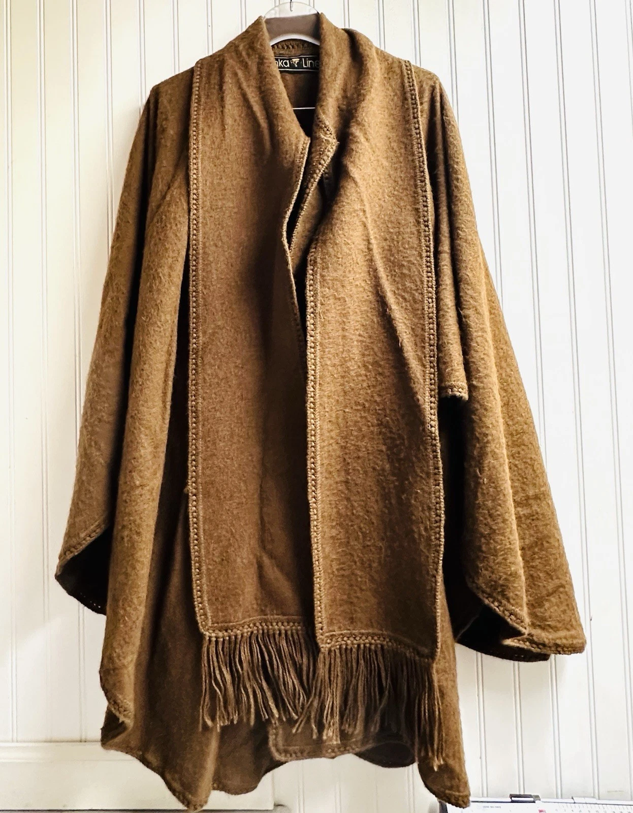Vintage 90s Inka Line Alpaca Cape Poncho Cardigan Wrap Brown Camel Fringed Scarf