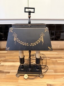 Paire De Lampes De Table / Chevet Style Empire – Finition Bronze – Occasion
