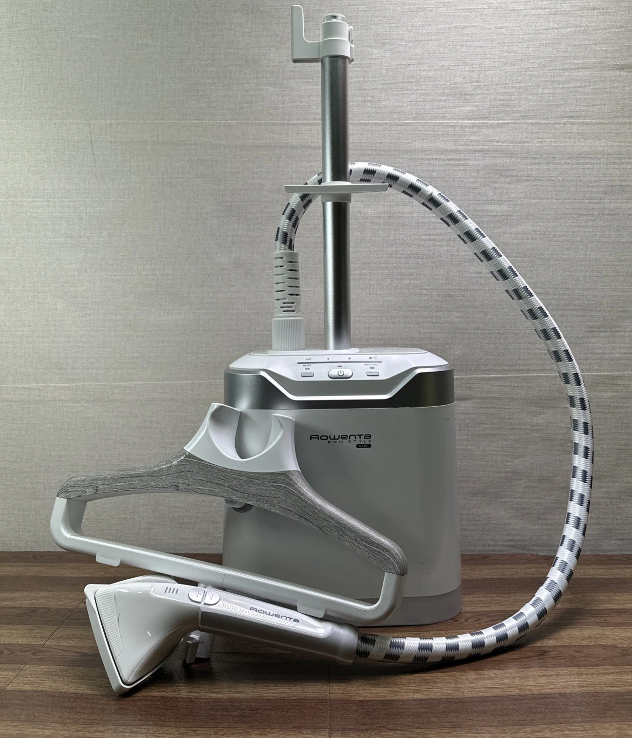 Rowenta Professional Full Size Steamer for Clothes IS8440U1/AMO
