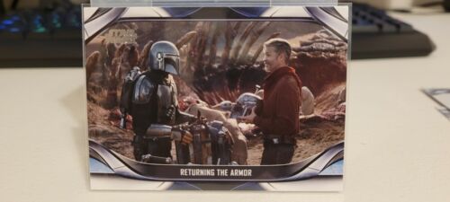2021 Topps Star Wars The Mandalorian Stagione 2 Returning the Armor #13 - Foto 1 di 2
