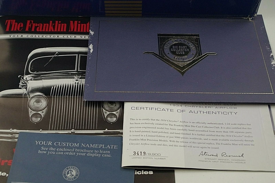FRANKLIN COMO NUEVO 1934 CHRYSLER AIRFLOW COCHE MODELO L.E. 3419/9900 ESCALA 1:24 FUNDIDO A PRESIÓN Foto 2 de 4