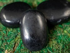 SHUNGITE Crystal Palm Stone - Worry Stone, Self Care, Healing Crystals, E1821