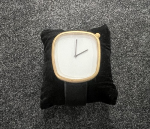 Reloj Bulbul - Pebble 07 - Acero Alemán - Cuero Italiano - Dorado Mate - Imagen 3 de 11