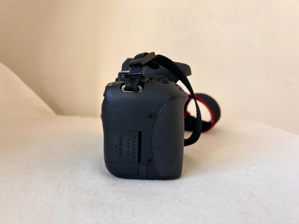 Canon EOS 750D, photo 4 of 4