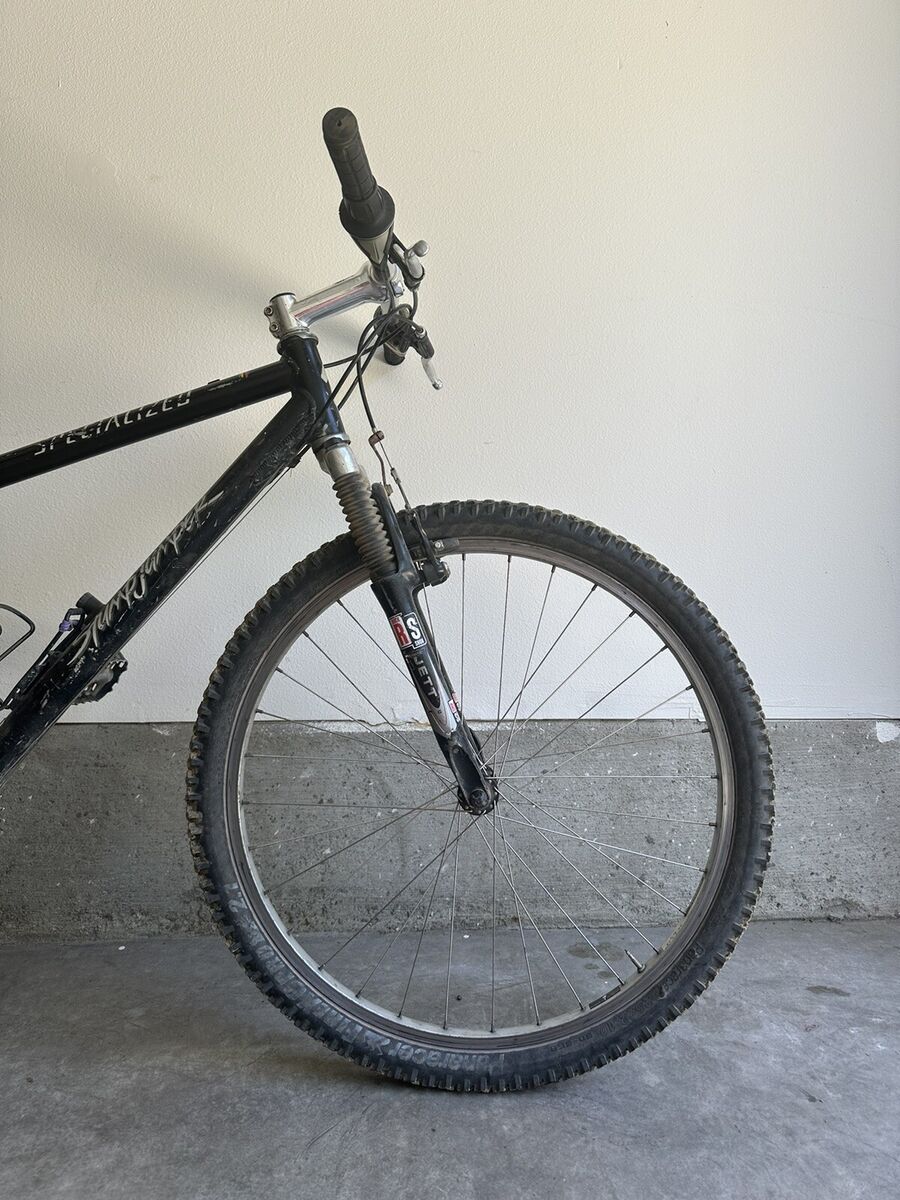 Vintage Specialized Stumpjumper M2 Mountain Bike Unrestored Vintage Specialized Stumpjumper M2 Mountain Bike Unrestored
