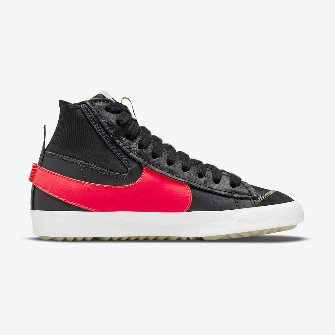 【値下げ】Nike Blazers タンクトップ M 黒/赤/白 Nike Blazer Mid '77 Jumbo Swoosh Shoes Athletic Street