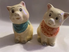 vintage salt and pepper shakers pigs