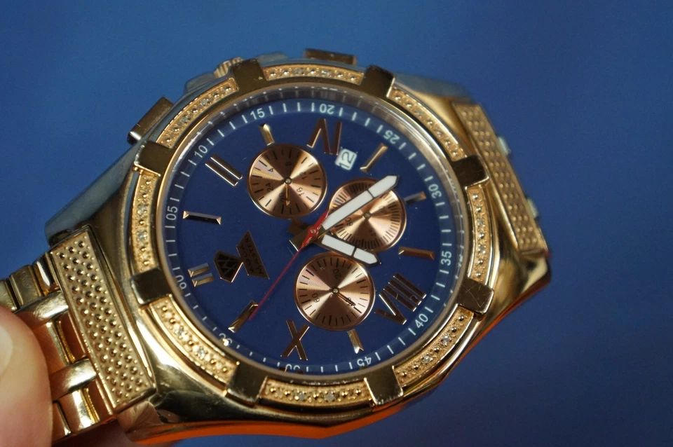 Aqua Master W#348 Chrono Blue Dial Rose Gold Tone Stainless Steel Watch W/Box - Image 4 of 4
