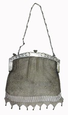 ANTIQUE SOLID .900 SILVER MESH LADIES PURSE HANDBAG w/ ENGRAVED HANDLE 161 Gr.