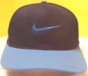 navy blue nike snapback