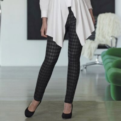 Size 12 Midnight Velvet Black and Gray Houndstooth Knit Pixie Pant Slimming NEW