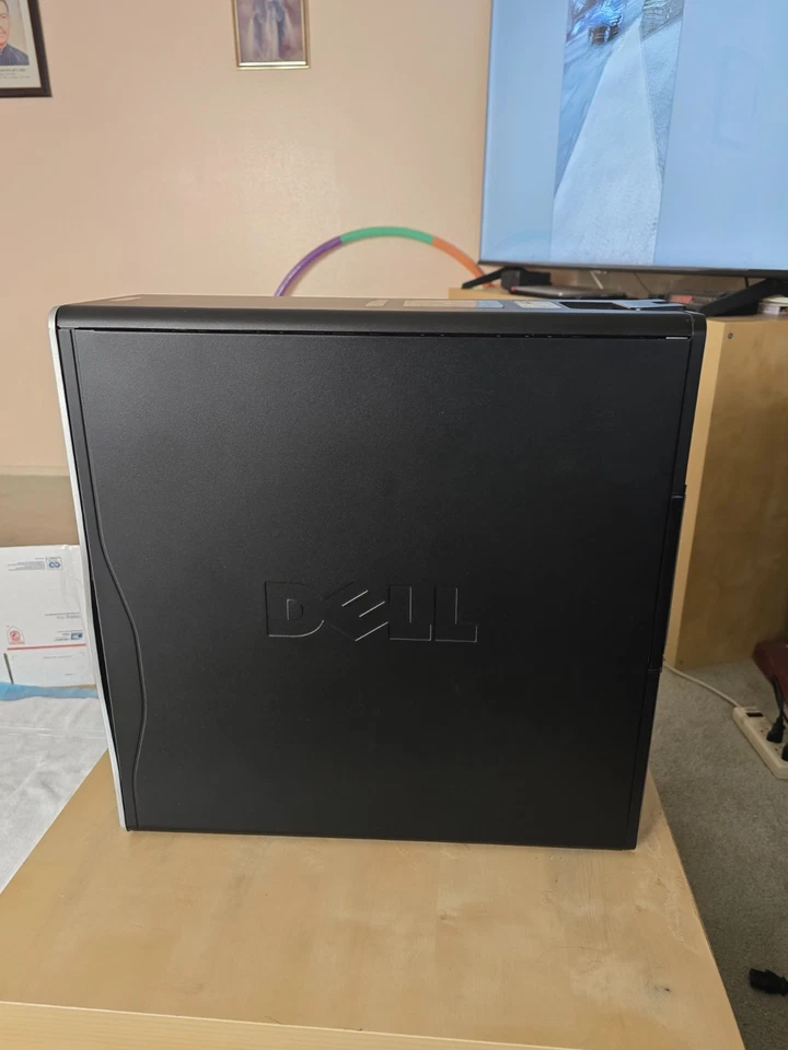 Estación de trabajo Dell Precision 490 Foto 2 de 4