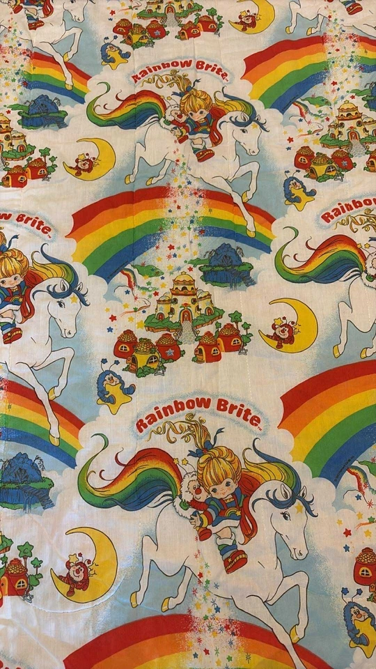 Vintage 1983 Hallmark Rainbow Bright Blanket Comforter Twin Size - Image 3 of 4