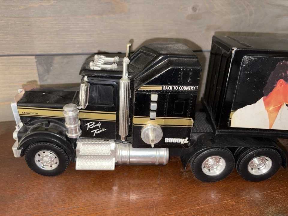 Remolque tractor Buddy L Kenworth Randy Travis Back to Country 1993 22" Foto 2 de 4