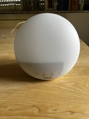 Philips Wake-Up Light HF3521 Sonnenaufgang Licht Wecker