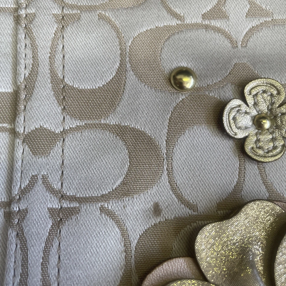 Vintage Coach Monogram Floral Appliqué Khaki Shopper Tote Bag Purse - Image 4 of 4