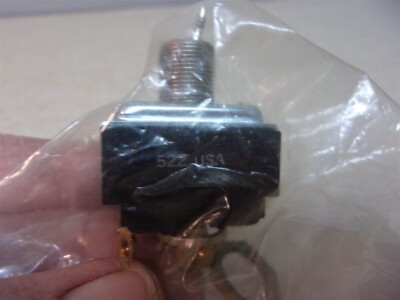 NEW  Underwriters Lab 10A 250VAC 522 Toggle Switch  *FREE SHIPPING*