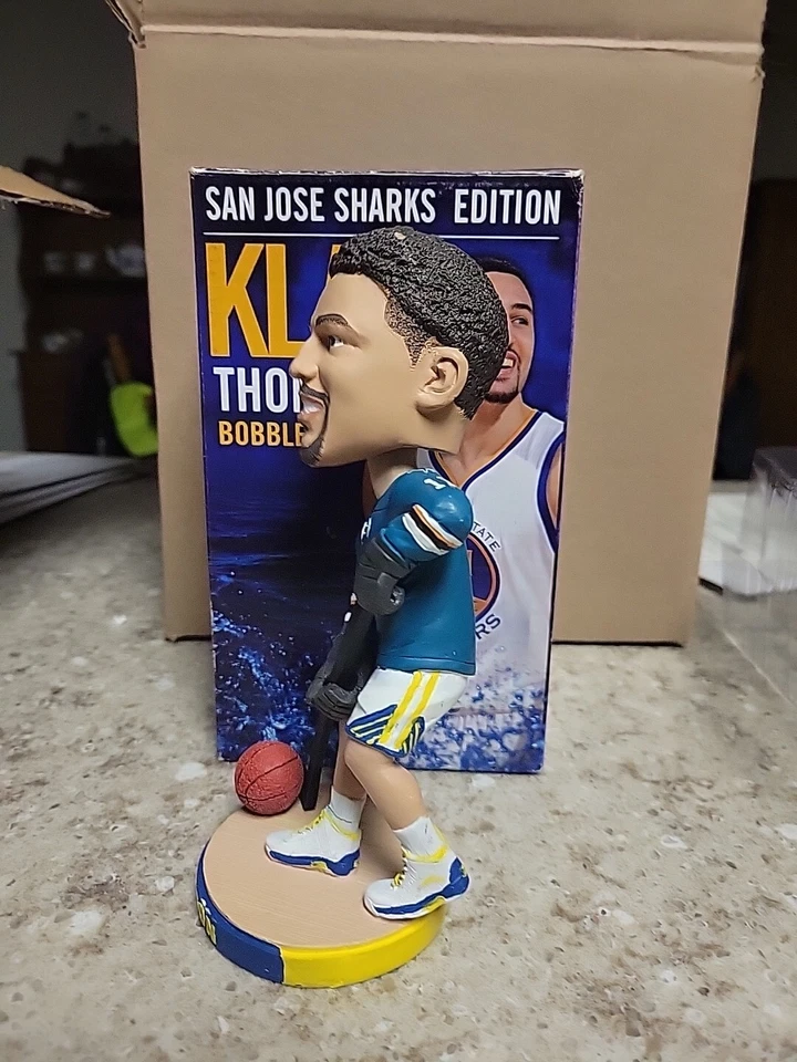 2016 Klay Thompson San Jose Sharks Hockey Golden State Warriors Bobblehead SGA Foto 2 de 4
