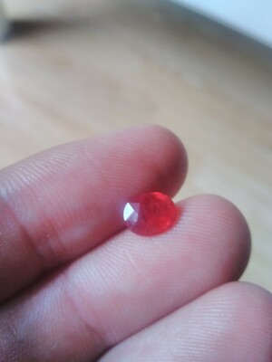 1.58 Ct Rubí Natural Rojo Anaranjado Oval Origen Tanga Claridad SI1
