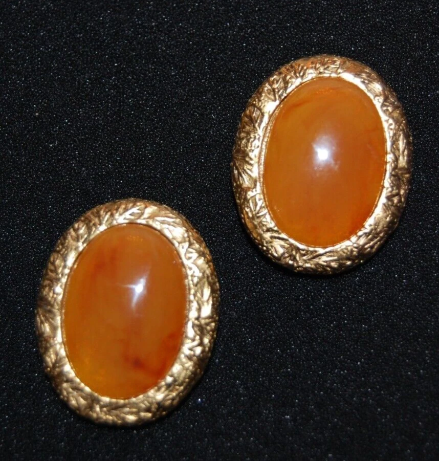 PENDIENTES ELEGANTES DE COLECCIÓN LIZ CLAIBORNE ALTA COSTURA IMITACIÓN CORNALINA CABUJÓN CLIP DORADO Foto 3 de 4