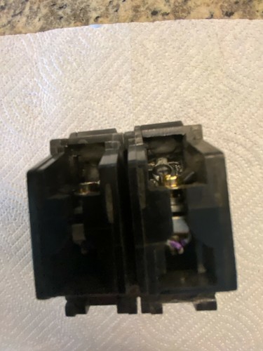 General Electric THQB220 2-pole 20AMP Bolt-On Circuit Breaker 120-VAC USED - Picture 4 of 5