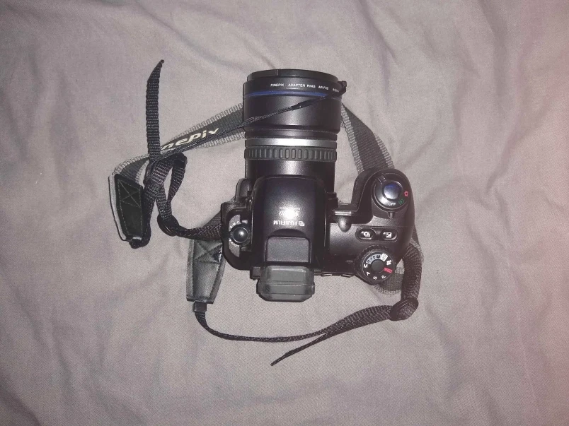 Fujifilm FinePix S5000  3.1MP Digital Bridge Camera 10x Zoom Spares/Repairs (C), photo 2 of 5