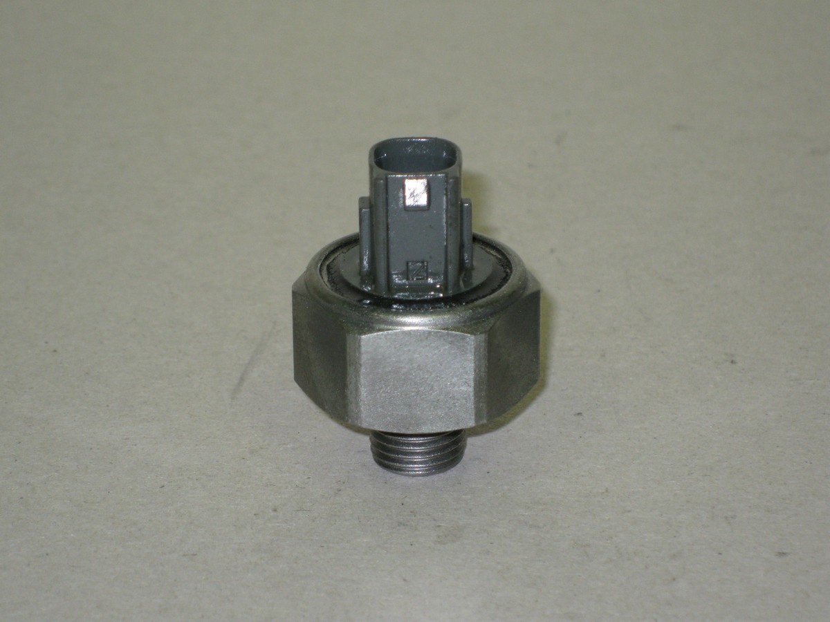 コロン 98 99 00 01 02 Toyota Corolla Chevy Geo Prizm 1.8L Knock