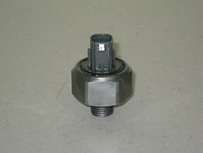 98 99 00 01 02 Toyota Corolla Chevy Geo Prizm 1.8L Knock Sensor 1ZZ OEM Factory