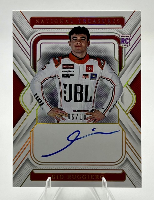 2025 National Treasures NASCAR Rookie Signatures Gold Auto /10 Gio Ruggiero RC