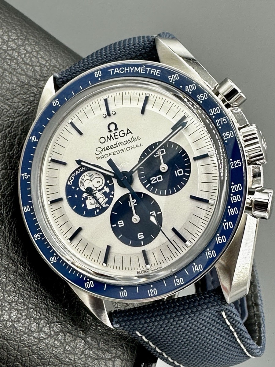 Omega Speedmaster SILVER SNOOPY AWARD Anniversary Edition 310.32