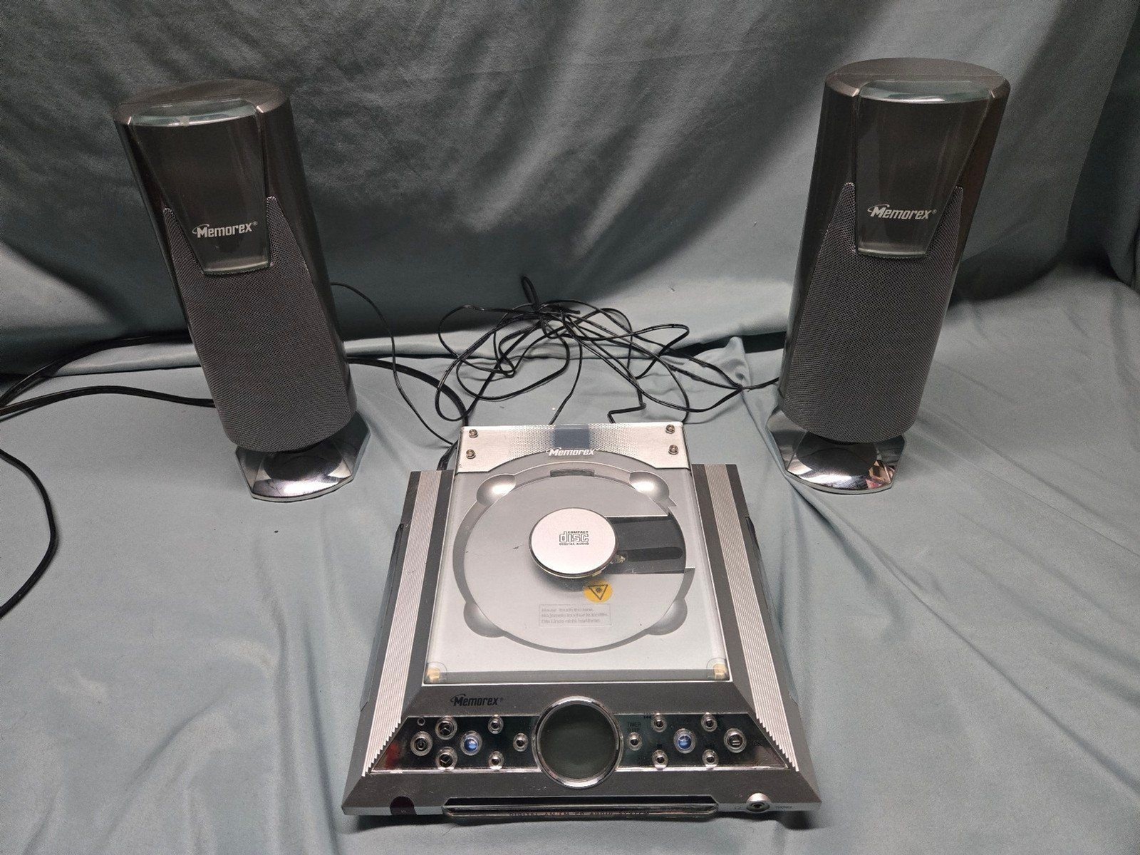 W Matching Speaker Set