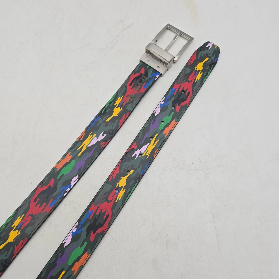 Cinturón Kenneth Cole Reaction Gris Camuflaje Negro Reversible Cuero Sintético Para Hombre 38 Hebilla Foto 2 de 4