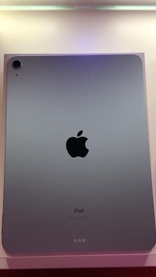 Apple iPad Air 4th Generation Silver 64GB With Apple Pen