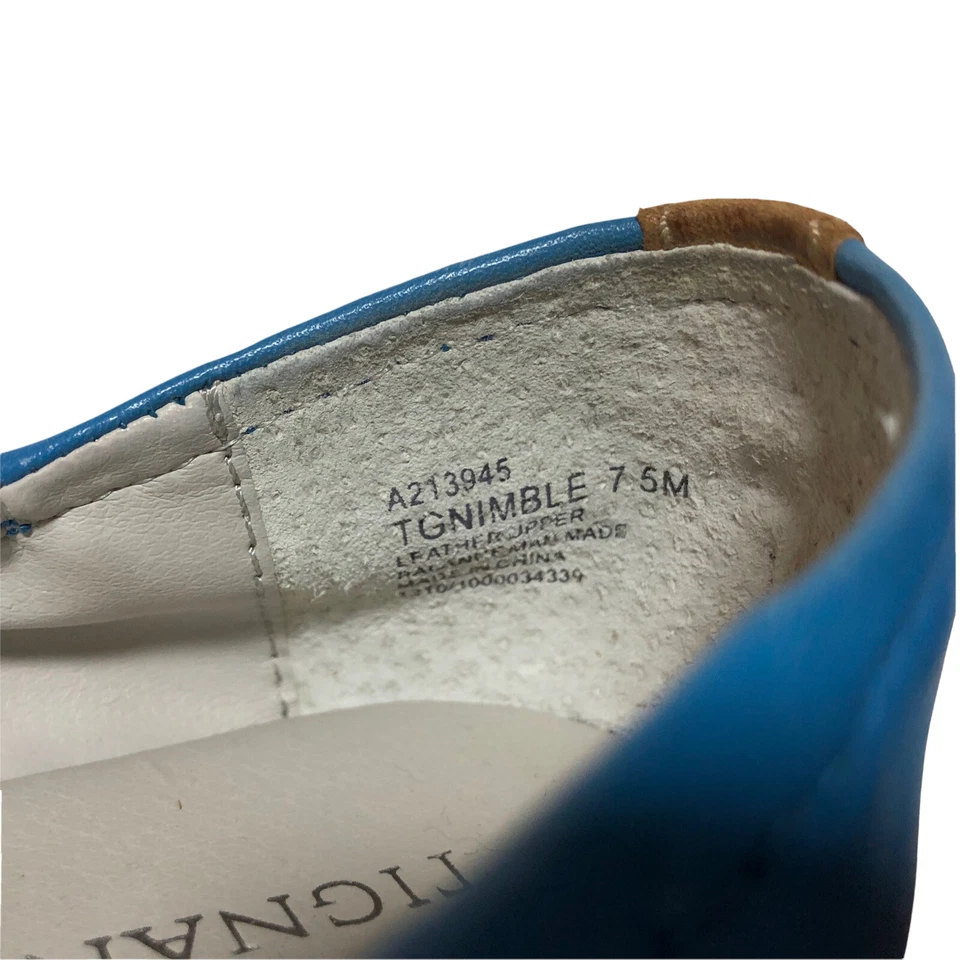 Zapatos planos de ballet TIGNANELLO Nimble para mujer de cuero azul/caqui con moño talla 7,5 M Foto 4 de 4