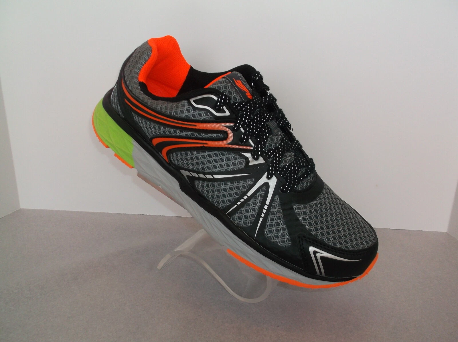 AVIA GREY FABRIC UPPER BREATHABLE DURABLE FOAM INSOLE MEN'S WALKING SHOE NEW