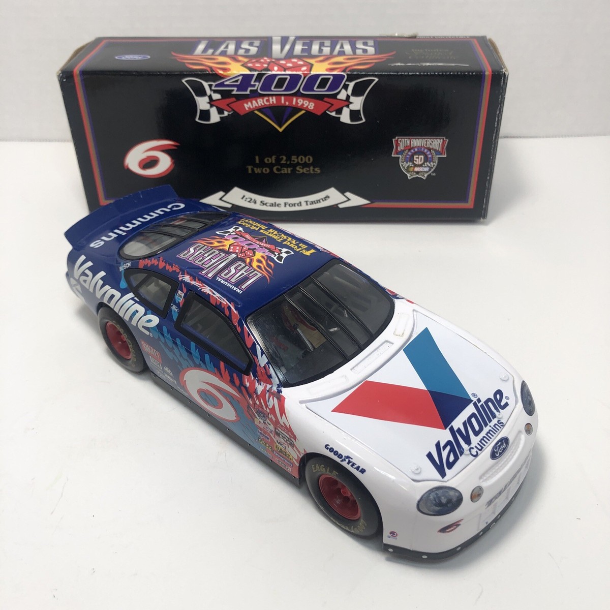 Racing Champions 1998 Las Vegas 400 Ford Taurus #6 Valvoline