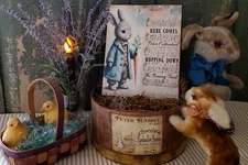 PRIMITIVE SHABBY VINTAGE FOLK STYLE HERE COMES EASTER RABBIT BUNNY SONG SIGN
