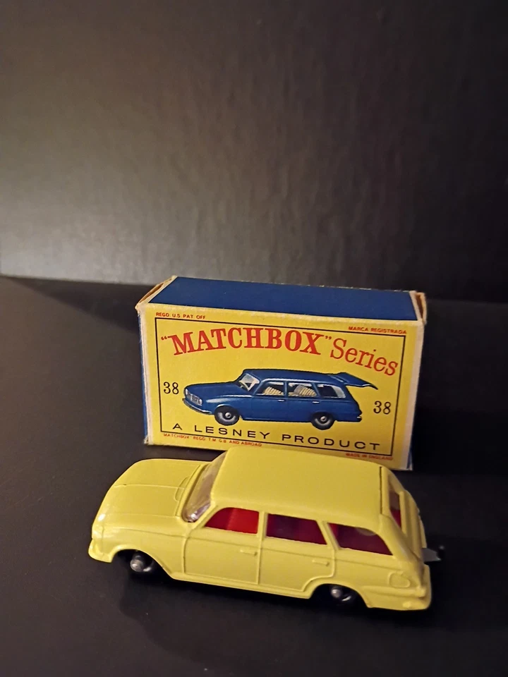 Matchbox #38B Vauxhall Victor Estate Car 1963 VN/MINT In Solid Original D2 Box - Image 2 of 4