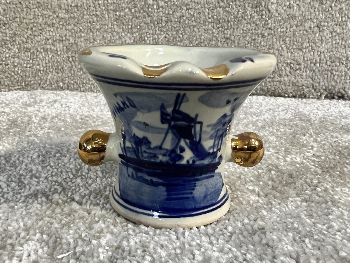 VINTAGE CERAMIC POTTERY URN BLUE AND WHITE MADE IN HOLLAND