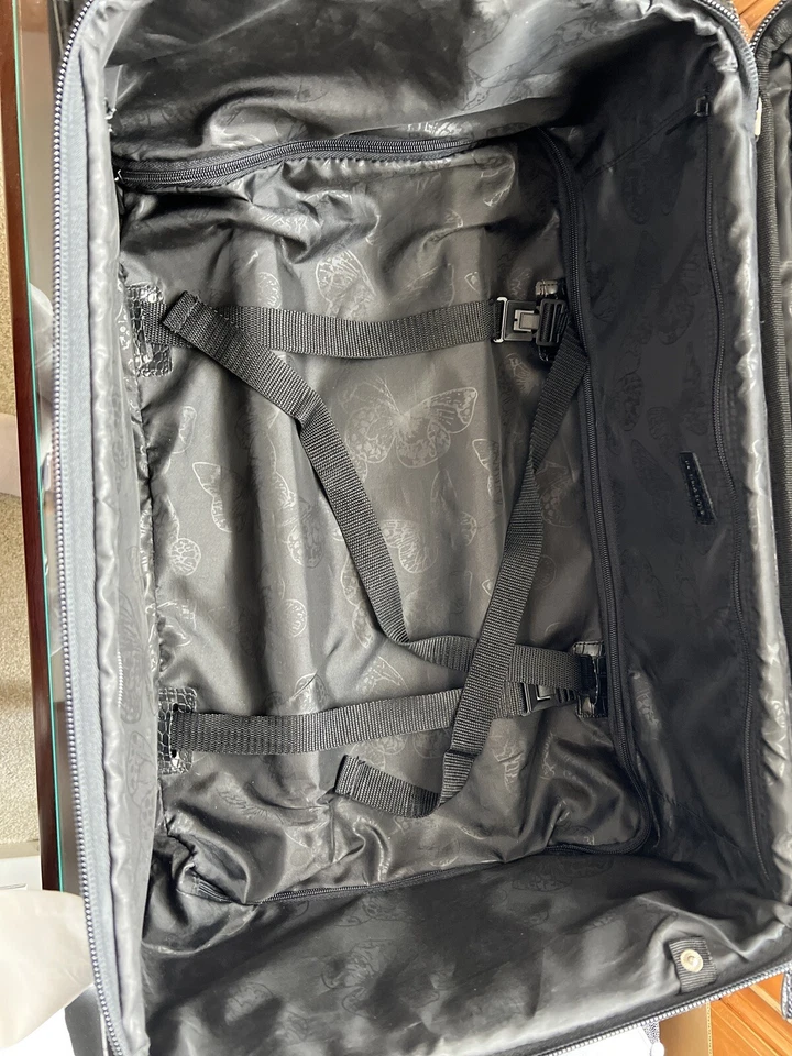 Liz Claiborne Luggage Black Carry On 21” Suitcase w/ Crocodile Leather type trim - Image 4 of 4