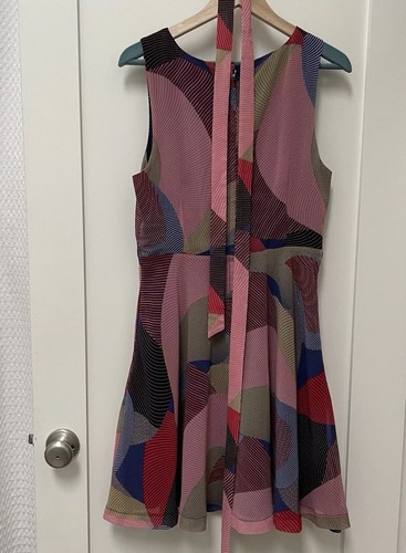 Abito donna ModCloth retrò taglia media aderente e svasato con cintura tasche color block - Foto 3 di 9