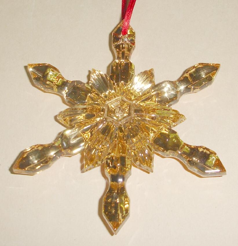 Baccarat Crystal Noel Snowflake Ornament Gold Luster 4.5
