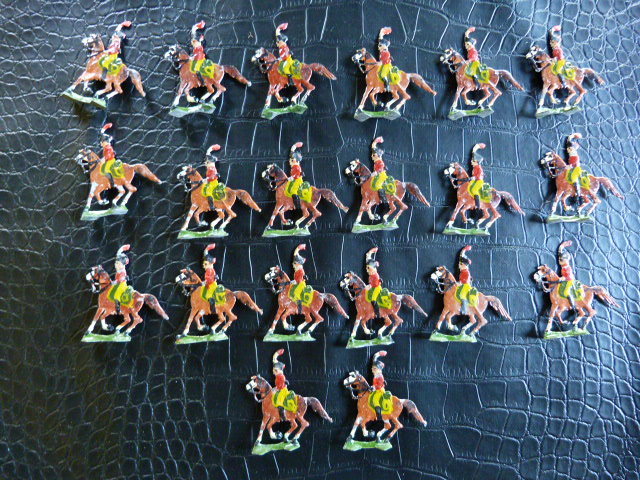 1er Empire, Chasseurs de la Garde à cheval au défilé - Figurines plat d' étain polychrome