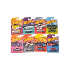 Hot Wheels Volkswagen 8-Car Diecast Lot 1:64 Unopened T2 Pickup, Caddy