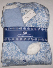 NWT Karen Neuburger BLUE/WHITE DAMASK ALL-FLEECE Pajama Set Women's 1X SOCKS